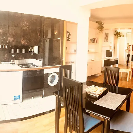 شقة Giulio Cesare Luxury *